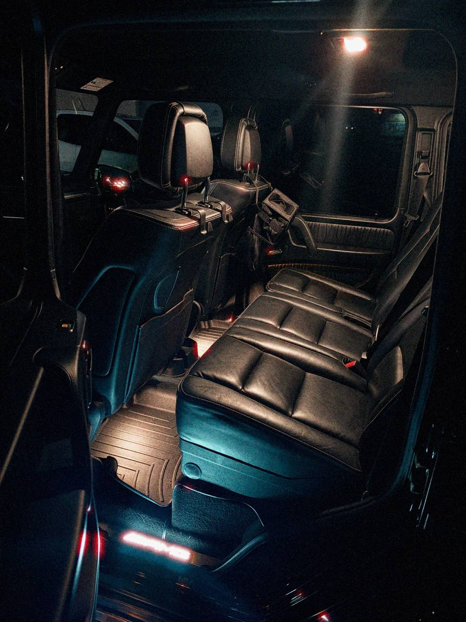 Clean detailed rear seats and interior of the G-Wagon